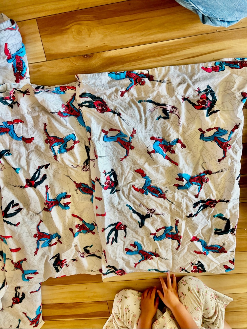 Pottery Barn Kids Spider-Man White, Red, Blue queen set! - Picture 5 of 5